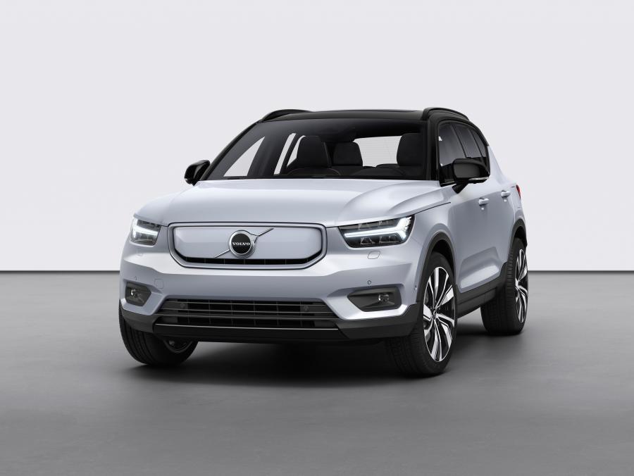  Volvo XC40 Recharge P8 AWD 2019 года  (WW) (фото 27 из 34)